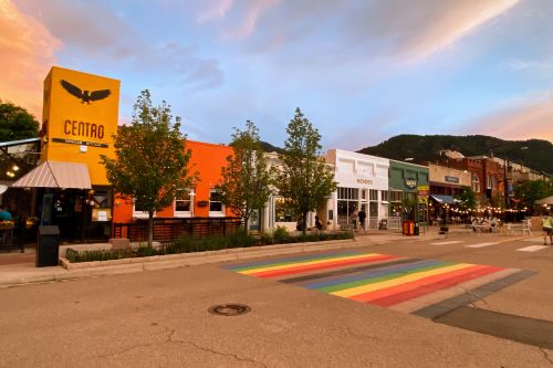 West End Pearl Street Boulder