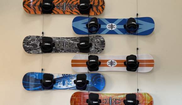 WORLD-RENOWNED SANDBOARDING PIONEER LON BEALE SHOWCASES SANDBOARDS AS FUNCTIONAL FINE ART IN FLORENC