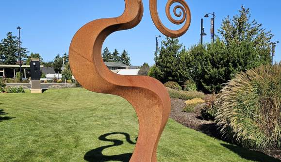 Art Aficionados Rejoice!  Discover Florence, Oregon’s, Vibrant Art Scene