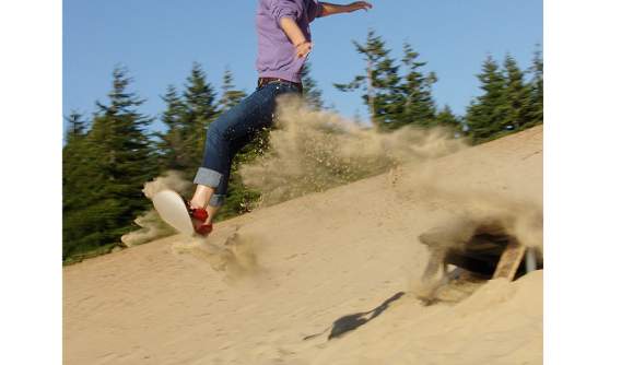 SAND SURFING IN FLORENCE: WHERE FUN MEETS THE DUNES