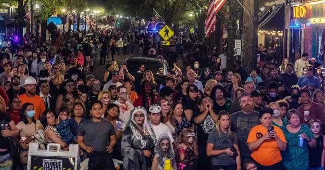Zombie Walk .