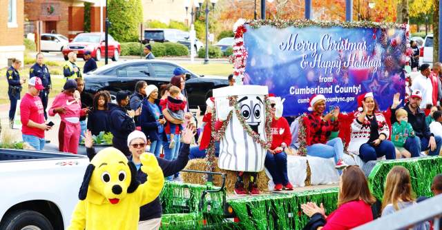Fayetteville Rotary Christmas Parade