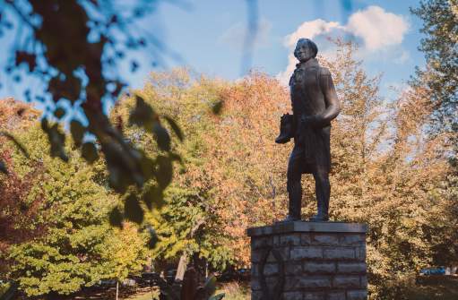 Statue