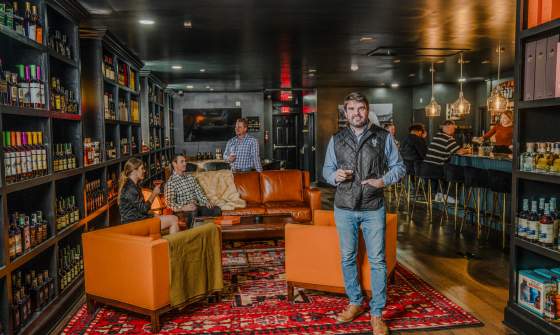 38-kT THE RICH classic100.101.102 ハウス3 The Campbell House Lexington, Curio Collection by Hilton