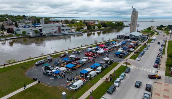 Manitowoc Farmers Market Kicks Off May 2