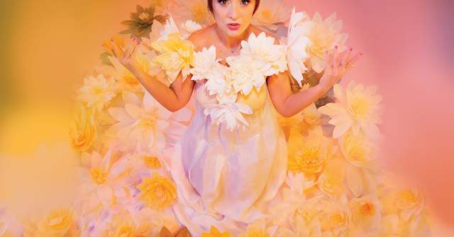 Club 321 Featuring Mafalda Minozzi