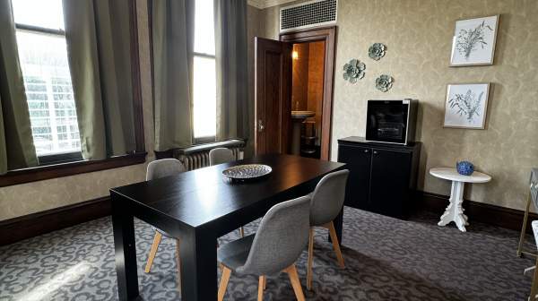 Parlor Suite 2