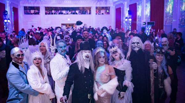Royal Blue Ball_8.jpg