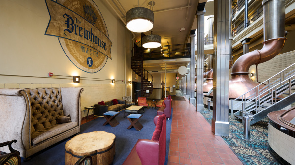BCT Brewhouse Inn & Suites