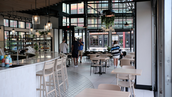 Casera Cafe & Bakery