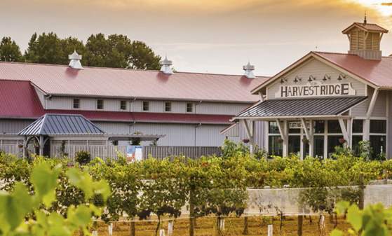 Harvest Ridge Winery outdoor shot of property with sunset