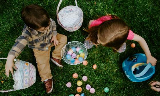 Egg Hunts & Crafts