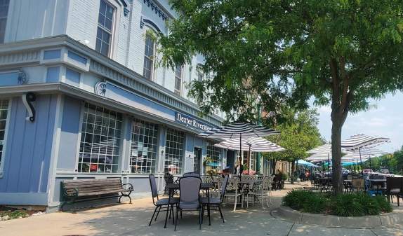 Dexter Riverview Cafe