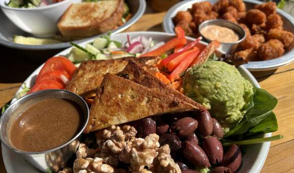 Solo Travel Series: The Food Adventurer with Chef Leo Chen