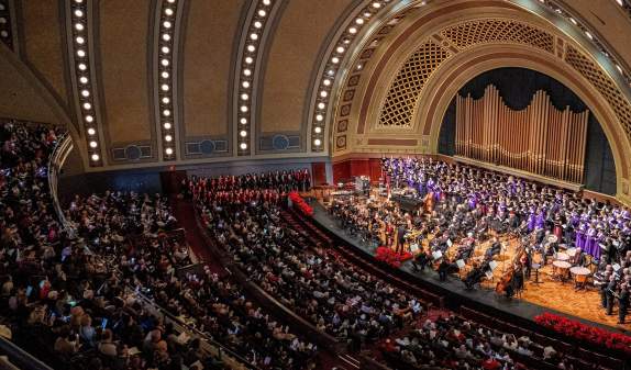 8 Annual Holiday Events to Experience in the Ann Arbor Area