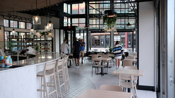 Casera Cafe & Bakery