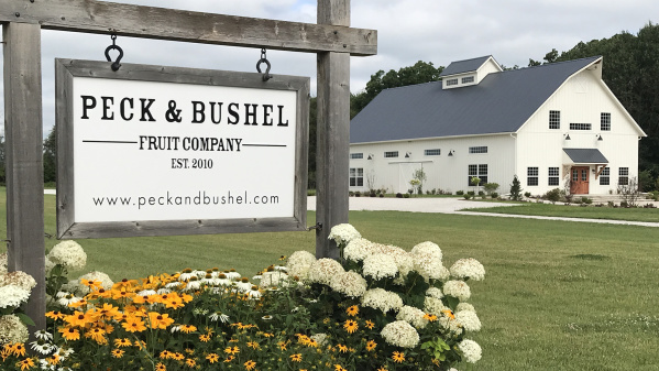 Peck & Bushel Fruit Company