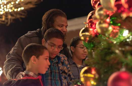 6 Free Ways to Make the Holidays Magical in Clarksville, TN