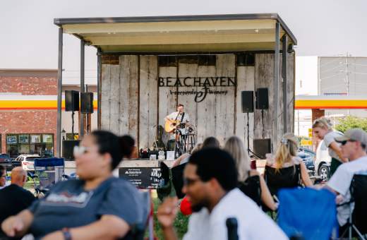 Your Ultimate Summer Live Music Guide in Clarksville