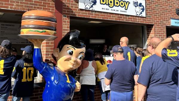 big boy restaurant at michigan stadium