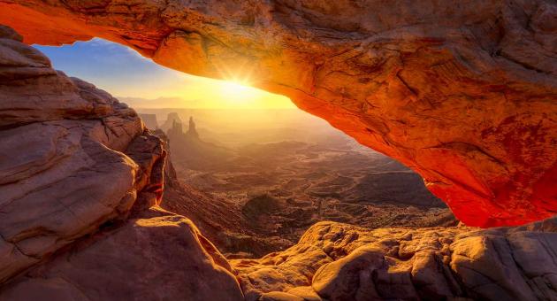 Mesa Arch in Canyonlands National Park