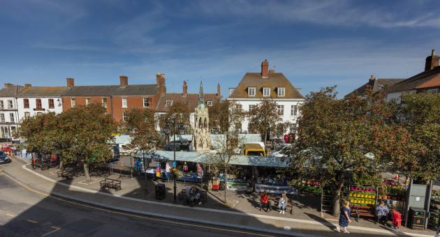 Horcastle market square with market tents from above