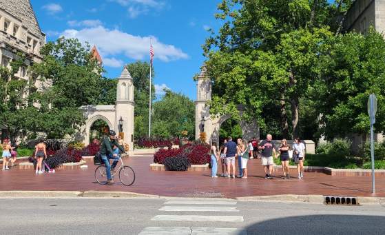 Sample Gates with Students