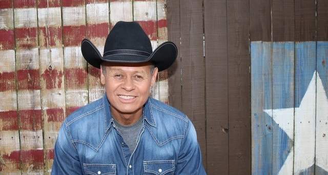 PRCA Rodeo: Neal McCoy - Pueblo