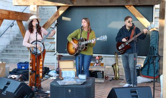 Unplugged at North House