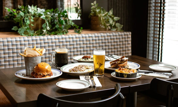 Roost Pub & Kitchen
