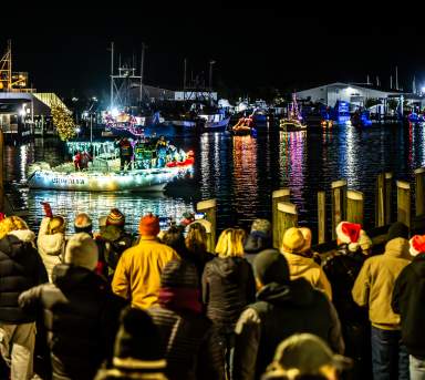 13 Ways to Catch the Christmas on Cape Cod Spirit