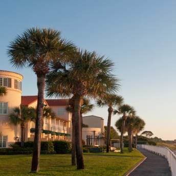 Beach Front Hotel in St Simons Island