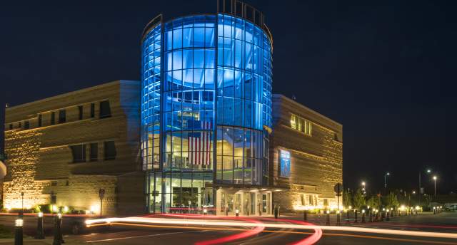 Flint Hills Discovery Center