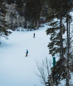 Snowboarding at Hogadon