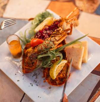 A Food Lover's Guide to Kingston with @bySimoneMichelle