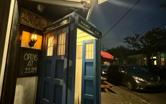 Crown and Anchor Pub - Algiers Point