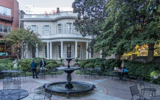 Best places to take pictures in Downtown Richmond
