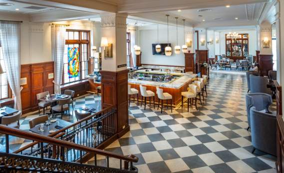 Davidson Lobby Bar and Restaurant