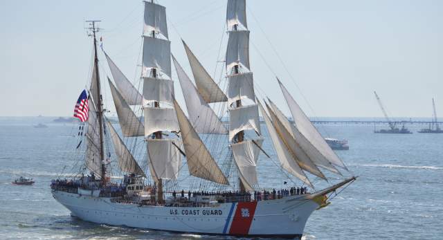 Sail250 Public Ship Tours