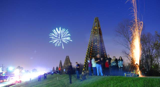 Christmas Eve Bonfires on the Levee
