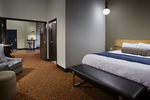 Brewhouse Inn & Suites