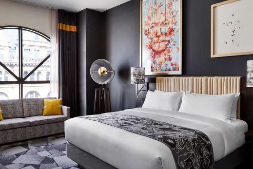 Saint Kate - The Arts Hotel