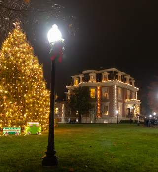 Candlelight Tours of the Missouri Governor's Mansion