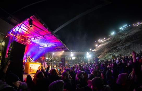 Hilltop Hoods Night Ski Party