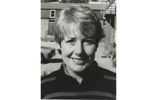 Hilary Finnie outside the Qtown Promotion Bureau office in 1988. Courtesy Mountain Scene