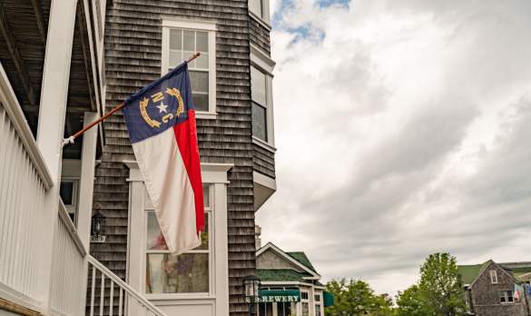downtown manteo - nc flag