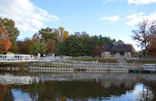 Lake Ridge Marina