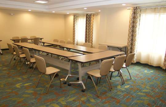 Candlewood Suites Dumfries