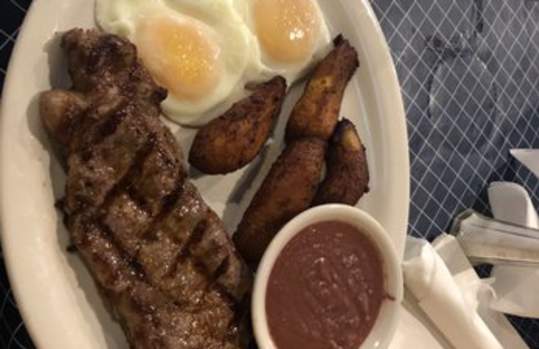 El Pulgarcito Grill