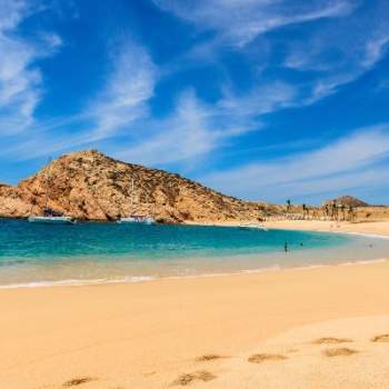 Resorts & Hotels With Swimmable Beaches - Visit Los Cabos - Cabo San ...